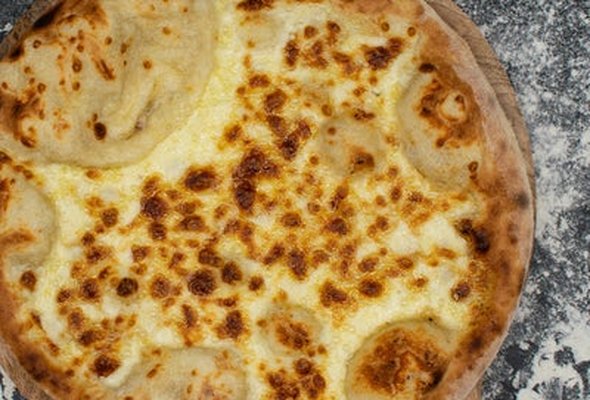 Cheesy Garlic Pizza Bread