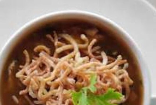 Clear Soup with Noodles