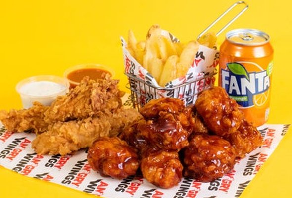 BONELESS COMBO