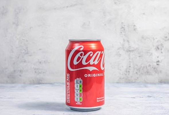 Coke (330ml)