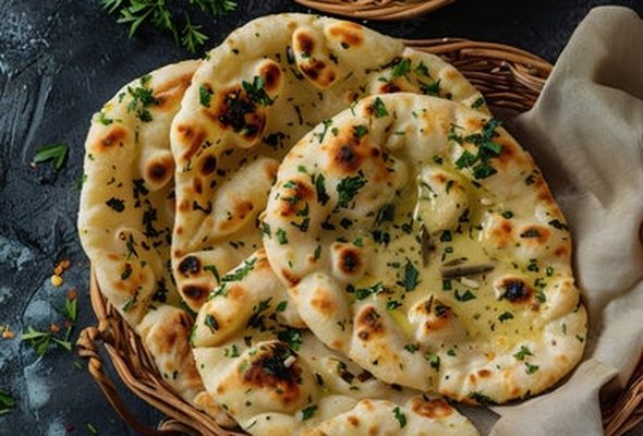 🧄🌿 Garlic and Coriander Naan