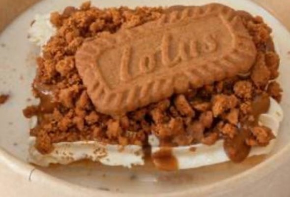 Lotus Milk Cake