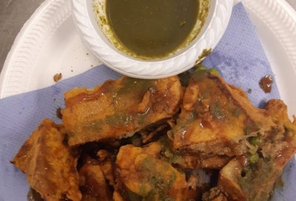 Special Bread Pakora Chaat - Large