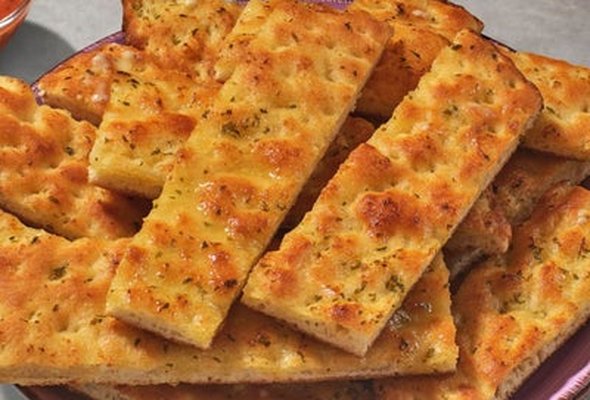 Garlic Pizza Sticks