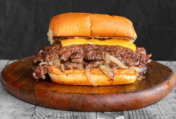 The Oklahoma Cheeseburger