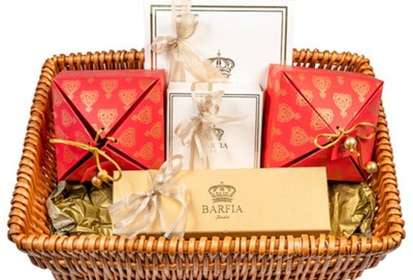 Large Wicker Dome Hamper