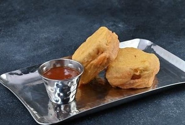 Paneer Bomb