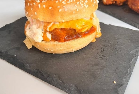 Zinger Slaw Burger