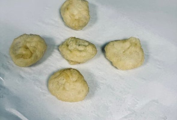 5 chicken nuggets