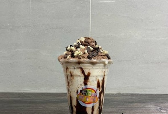 Lion Bar Milkshake 😋