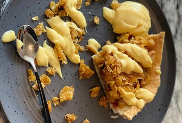 Cornflake Tart with Custard