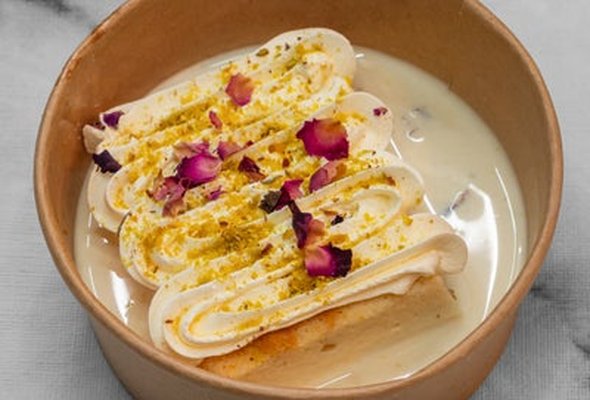 Pistachio and Rose Petals Milk Cake