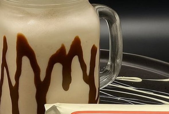 Snickers White Milkshake