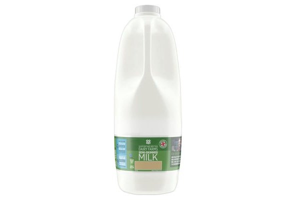 Co-op Semi-Skimmed Milk 4 Pints/2.272L