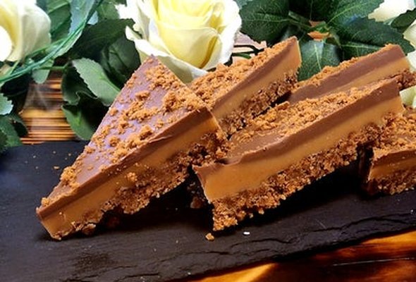 Biscoff Millionaire Shortbread