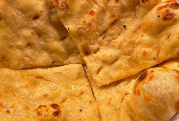 Cheese Naan