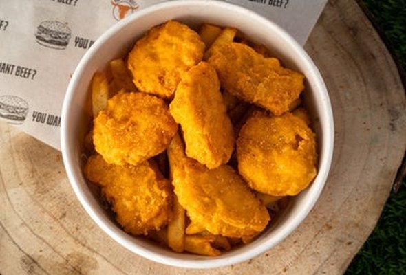 Kids Clucker Nuggets with Skin Rustic Fries