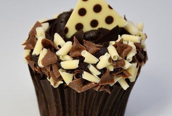 Curly Choc Dot