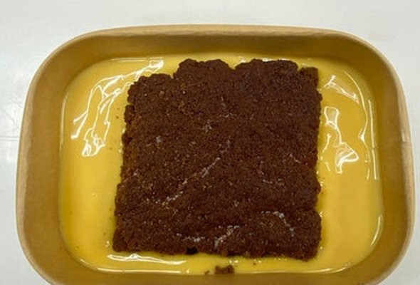 Concreat with Custard
