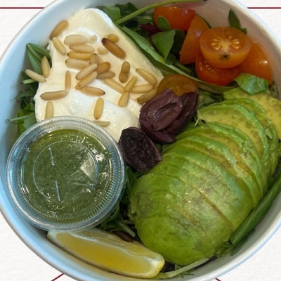 Mozzarella, Pesto and Avo Salad