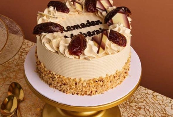 6" Royal Medjool Date Delight Cake