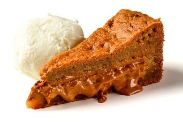 Biscoff Cookie Pie (served with vanilla ice cream)