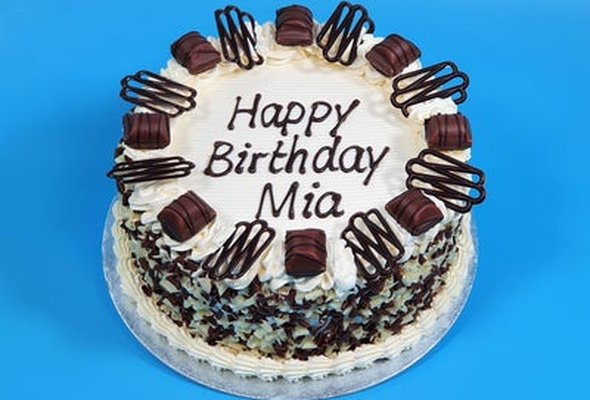 Kinder Bueno Toppings Birthday Cake R91