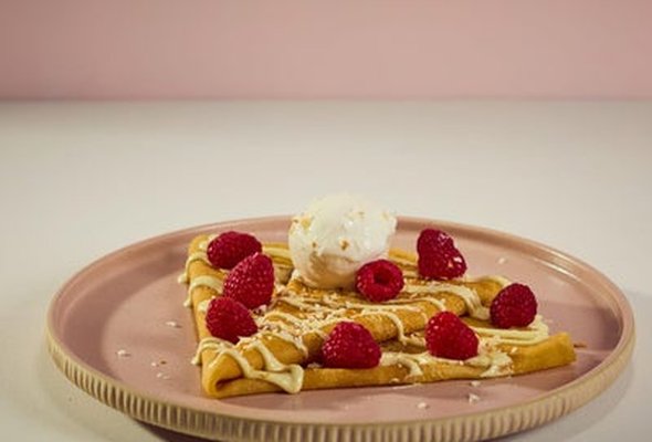 White Chocolate & Raspberry - Crepe