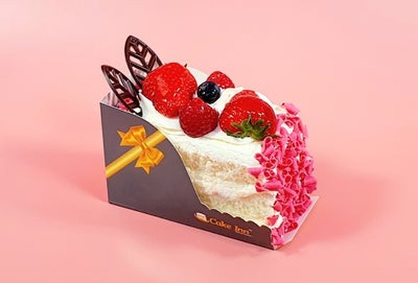 Summer Delight Cake Slice