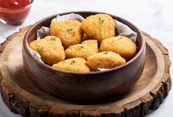 Chicken Nuggets (8pcs)