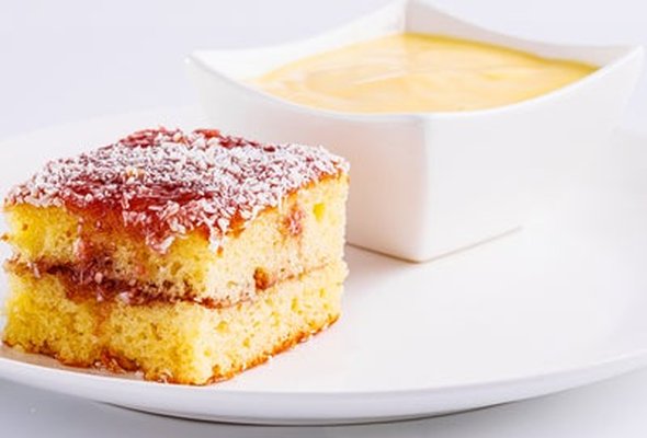 Jam Coconut Sponge