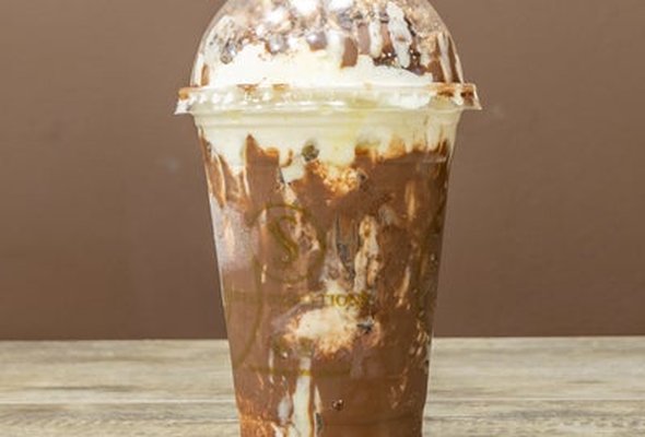 Kinder Delight Sundae