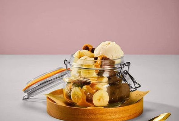 Vegan Warm Brownie, Caramel & Banana Sundae