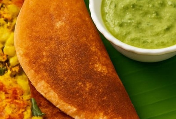 Butter Masala dosa (2 pieces) served with potato paliya and chutney