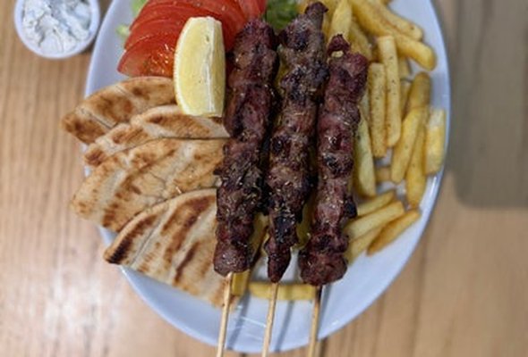 Lamb skewers portion