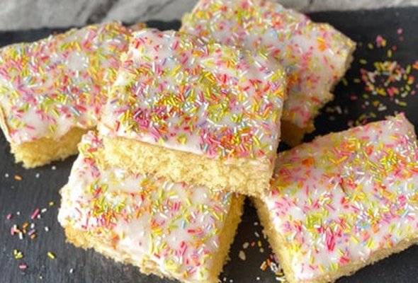 Vanilla sprinkle cake