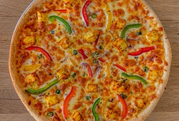 Tandoori Paneer Pizza
