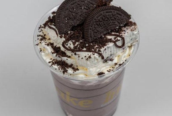 Oreo cake shake