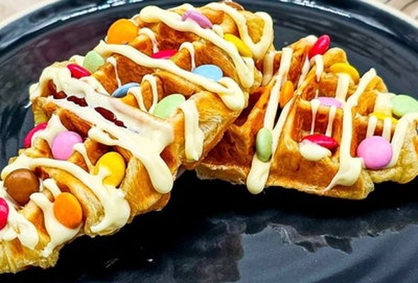 Smarties Croffle