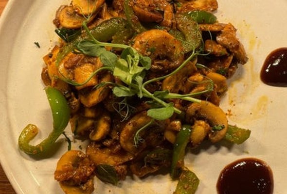Mushroom & Garlic Pepper Fry