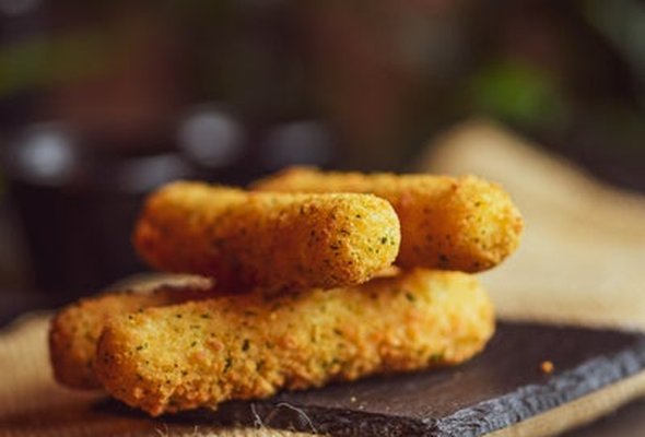 Mozzarella Sticks 4pcs