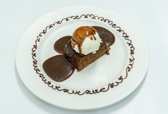 MEDJOUL date cake