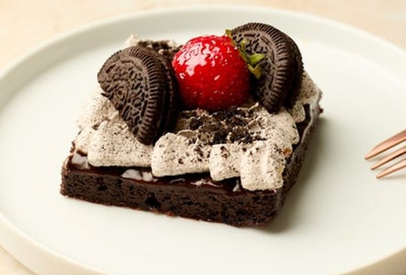 Cookies & Cream Brownie