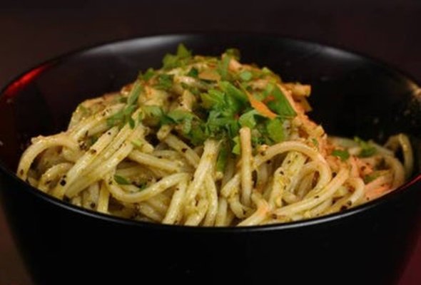 Garlic and Herb with Pesto Spaghetti