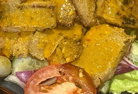 Lamb donner with Salad