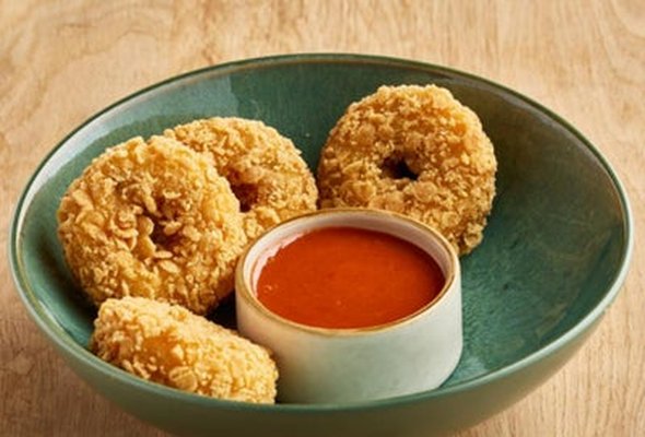 CHEDDAR & JALAPEÑO DOUGHNUTS (V)