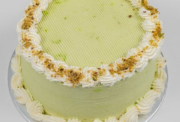Pistachio cake 6inch