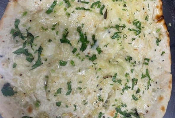 Garlic Cheese Naan
