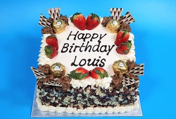 Ferrero Toppings Birthday Cake S205