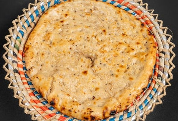 Garlic Naan (V)